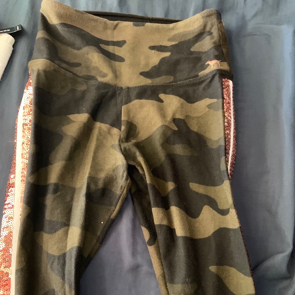 Army legging from pink